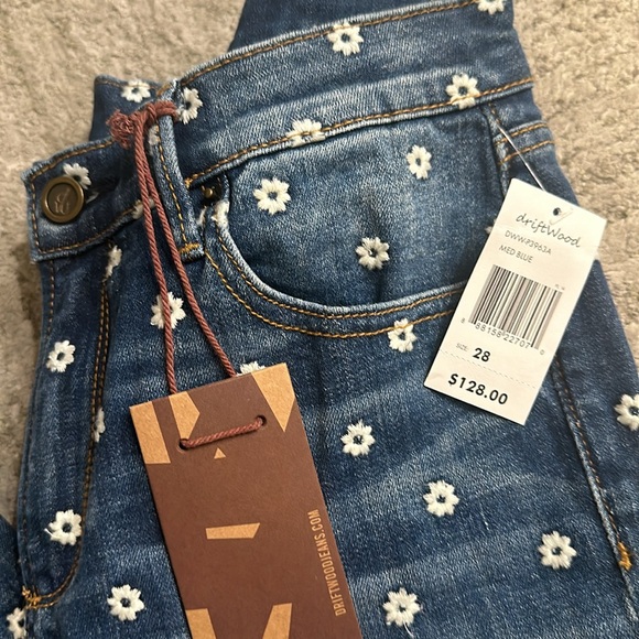 Brand New Driftwood Jeans with Flower Embroidery - Picture 2 of 5